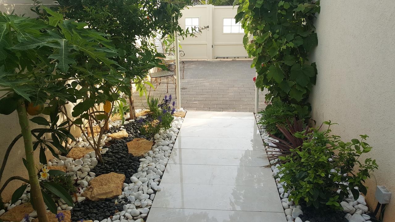 Regina'S Place Or Akiva Exterior photo