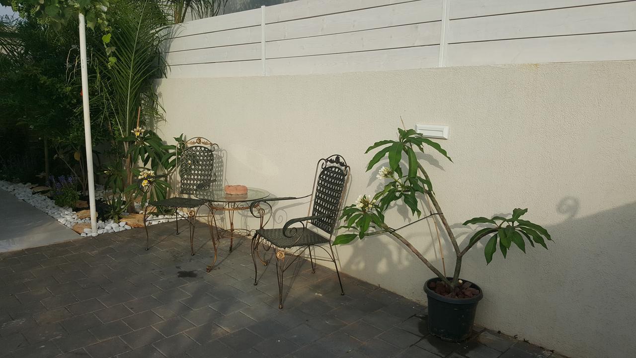 Regina'S Place Or Akiva Exterior photo