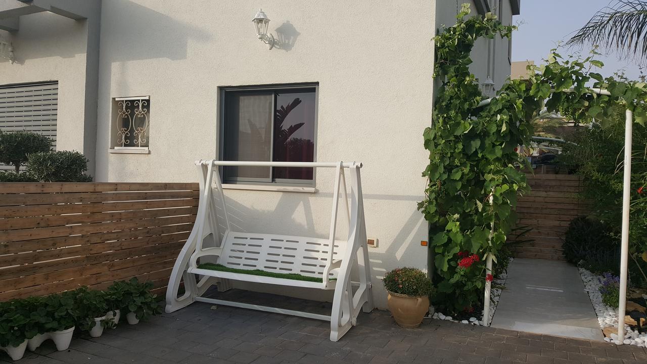 Regina'S Place Or Akiva Exterior photo